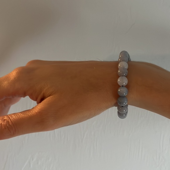 💙Beautiful Blue Malaysian Jade Bracelet - Picture 4 of 5